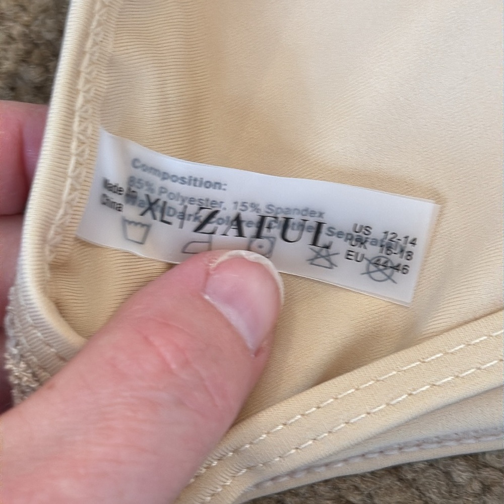 Cream Textured Bikini Set - Picture 5 of 11
